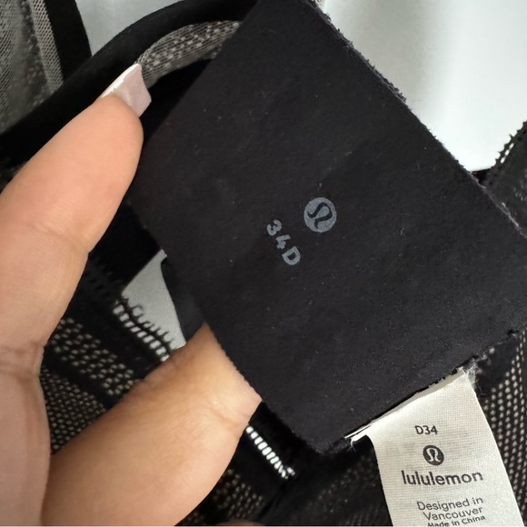 Lululemon Awake to Lace Bra size 34D - Picture 5 of 8